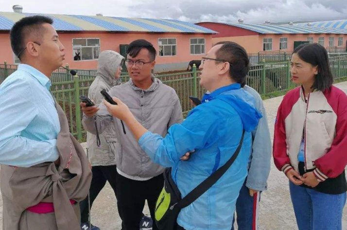 中国知青村联盟网和赤峰大学第二附属医院合作为老年知青提供免费体检