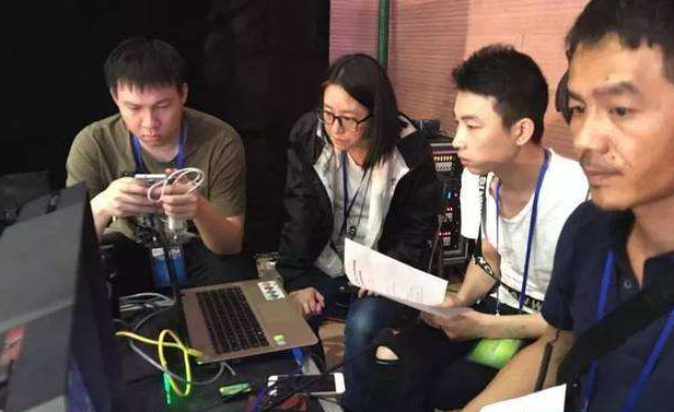 土地出租变成了苗圃农民，变成了园艺工人